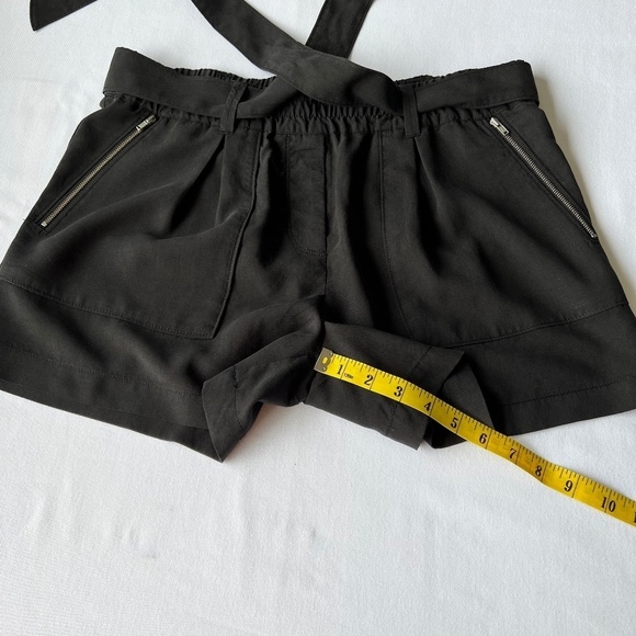 Sundance Melina belted shorts with exposed zipper pockets - Picture 6 of 9